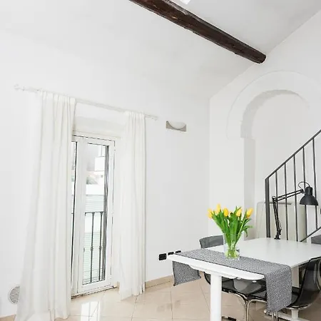 Ferienwohnung Cozy Loft In A Fashion District Of Mailand Exterior foto