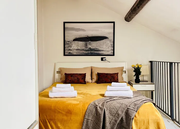 Cozy Loft In A Fashion District Of Milan