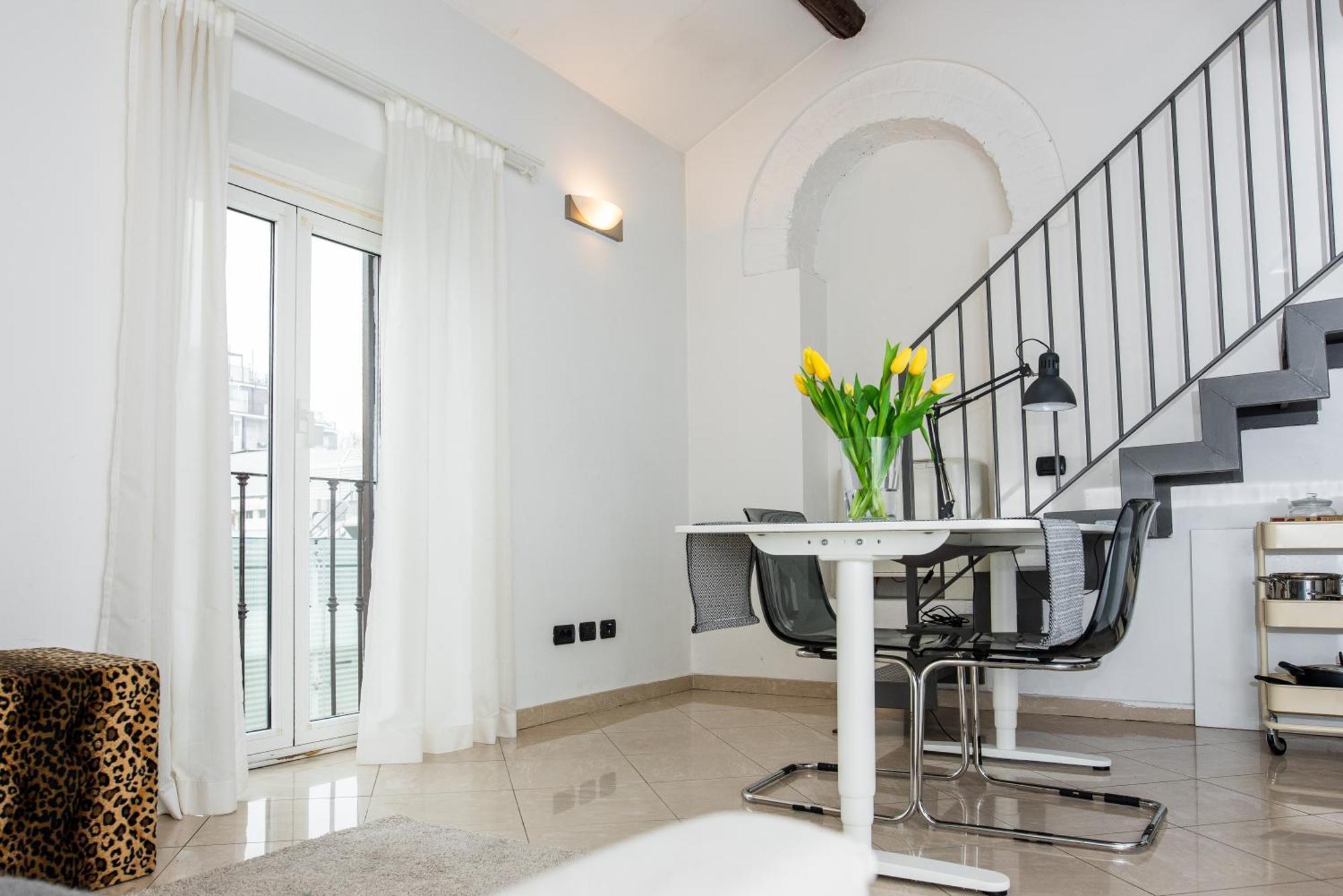Cozy Loft In A Fashion District Of Apartment Milan
